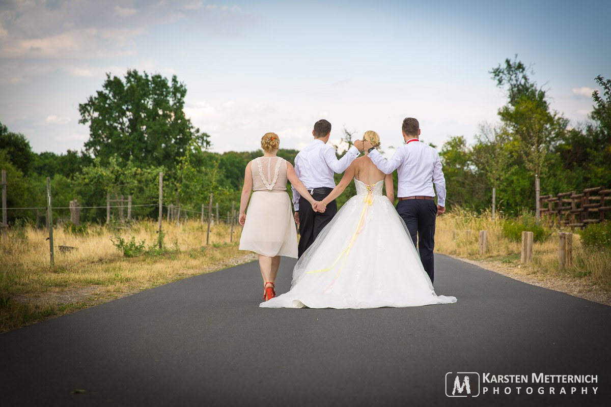 Dazwischen - Hochzeitsreportage Bild 8
